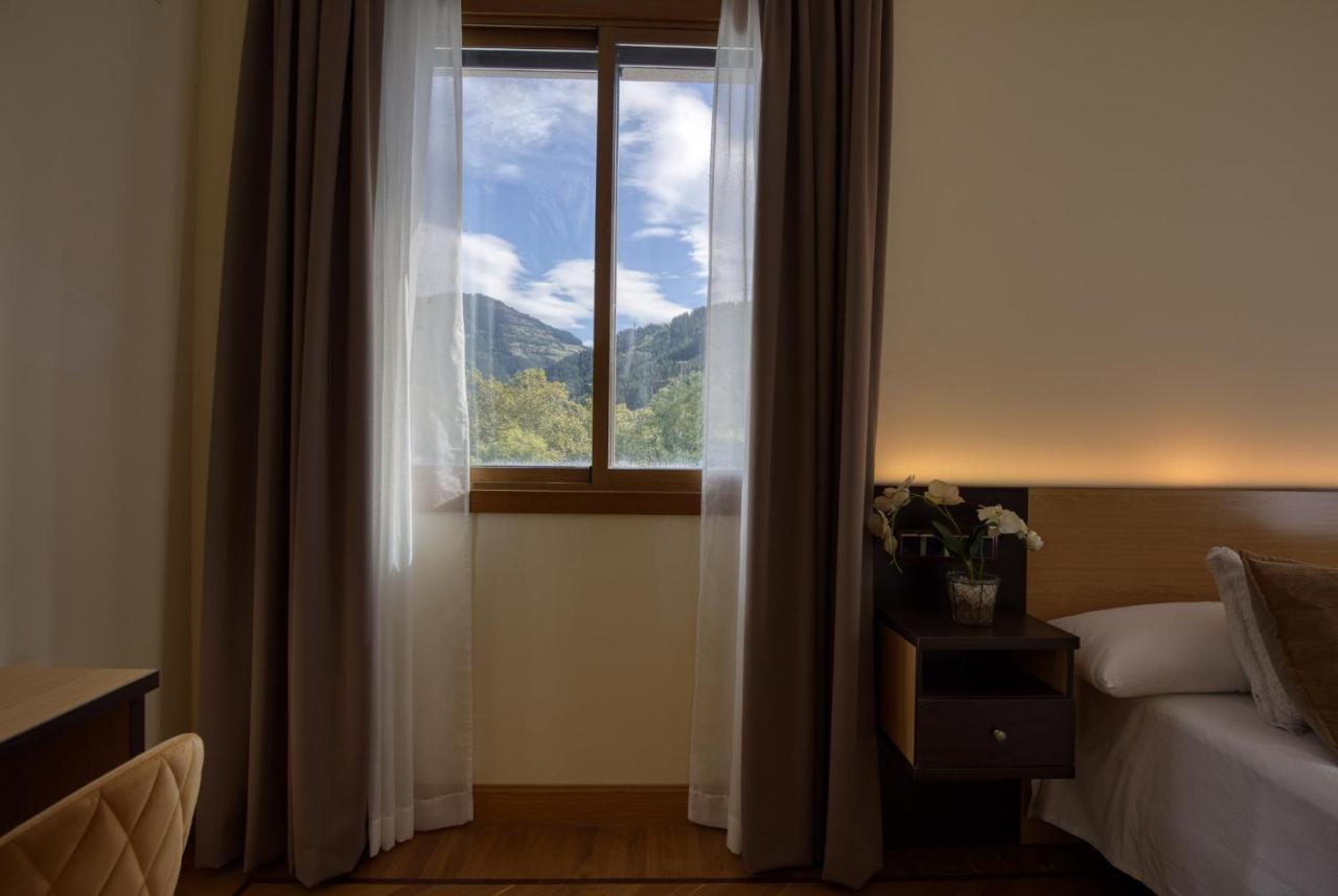 Hotel Asador Arriarte Éibar エクステリア 写真
